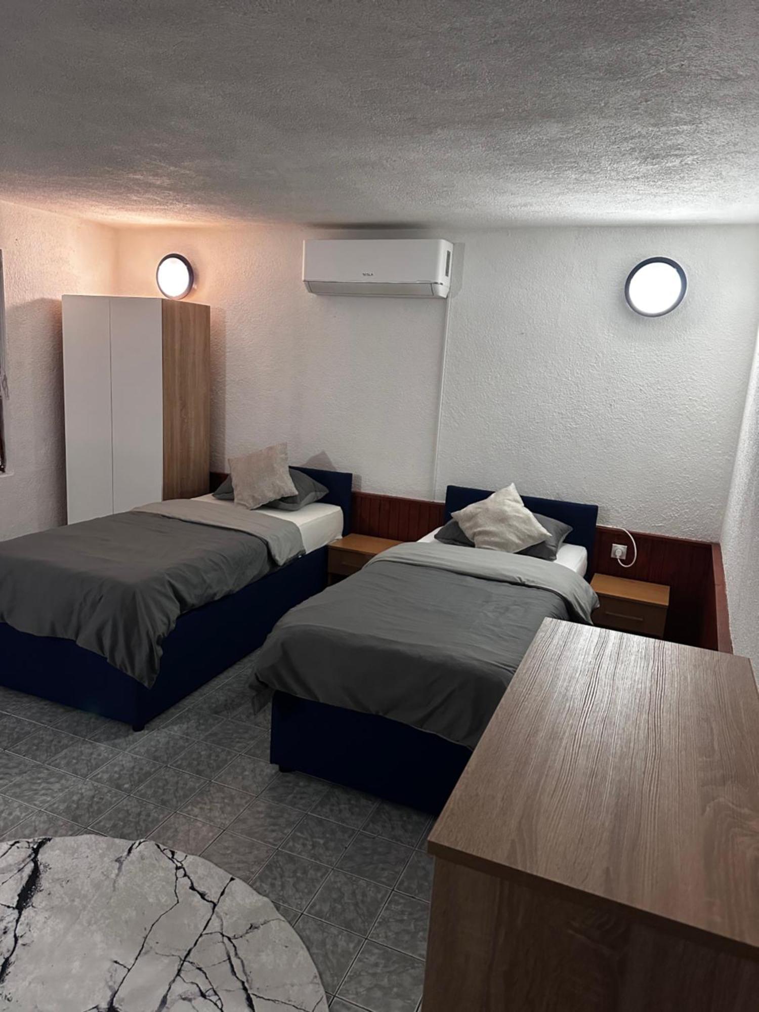 Apart Cobras Jajce Exterior photo
